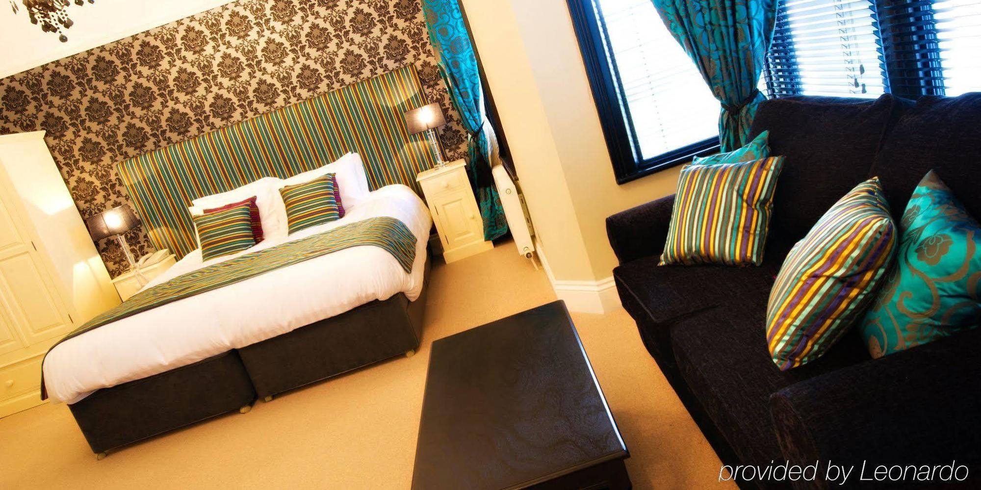 The Grafton Hotel Харогейт Екстериор снимка A room at the hotel